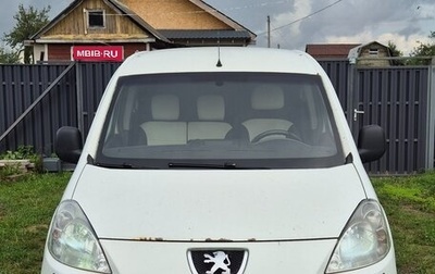 Peugeot Partner II рестайлинг 2, 2010 год, 700 000 рублей, 1 фотография