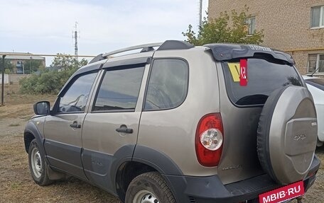Chevrolet Niva I рестайлинг, 2019 год, 650 000 рублей, 3 фотография