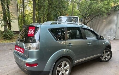 Mitsubishi Outlander III рестайлинг 3, 2007 год, 870 000 рублей, 2 фотография