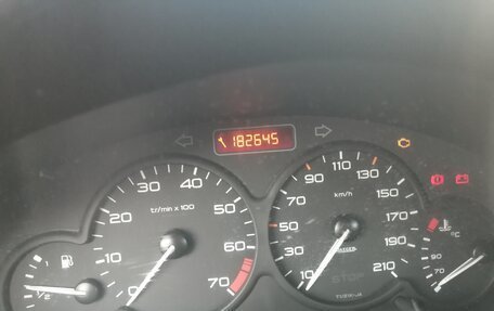 Peugeot 206, 2004 год, 360 000 рублей, 3 фотография