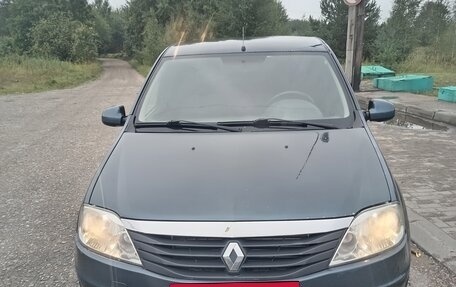 Renault Logan I, 2013 год, 255 000 рублей, 2 фотография
