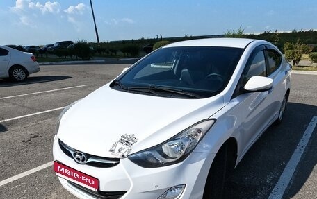 Hyundai Avante, 2013 год, 950 000 рублей, 4 фотография
