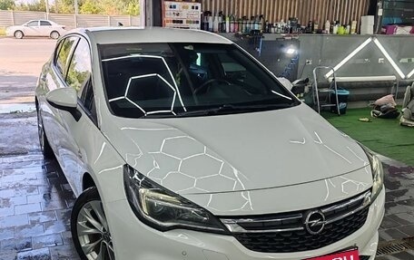 Opel Astra K, 2016 год, 1 250 000 рублей, 6 фотография