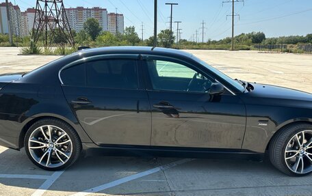 BMW 5 серия, 2009 год, 1 300 000 рублей, 2 фотография