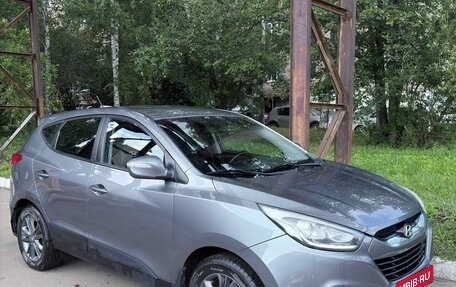 Hyundai ix35 I рестайлинг, 2013 год, 1 430 000 рублей, 2 фотография