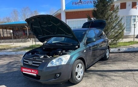 KIA cee'd I рестайлинг, 2009 год, 558 000 рублей, 14 фотография