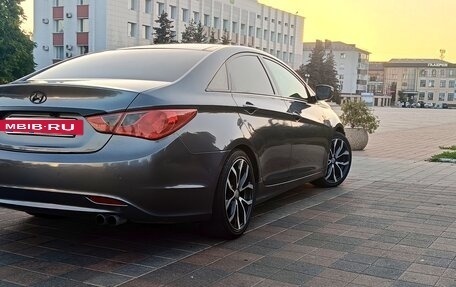 Hyundai Sonata VI, 2011 год, 1 390 000 рублей, 22 фотография