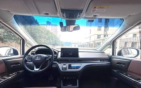 Honda Odyssey IV, 2022 год, 3 380 000 рублей, 5 фотография
