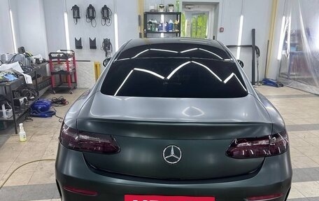 Mercedes-Benz E-Класс, 2020 год, 6 000 000 рублей, 4 фотография