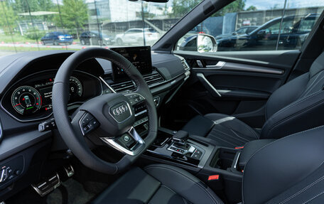 Audi Q5, 2025 год, 7 000 000 рублей, 15 фотография