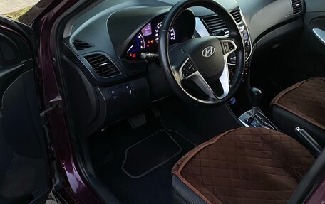 Hyundai Solaris II рестайлинг, 2011 год, 749 999 рублей, 23 фотография