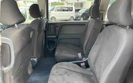 Honda Freed I, 2011 год, 700 000 рублей, 14 фотография