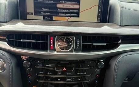 Lexus LX III, 2016 год, 6 700 000 рублей, 19 фотография