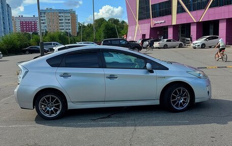 Toyota Prius, 2009 год, 1 150 000 рублей, 2 фотография