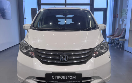 Honda Freed I, 2010 год, 900 000 рублей, 2 фотография