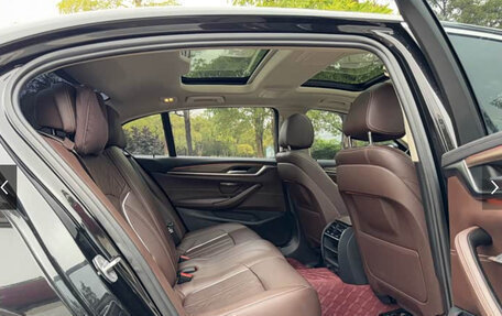 BMW 5 серия, 2022 год, 3 600 000 рублей, 6 фотография