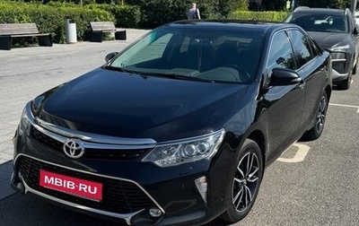 Toyota Camry, 2017 год, 2 350 000 рублей, 1 фотография