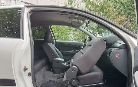 Nissan Almera, 2005 год, 595 000 рублей, 29 фотография