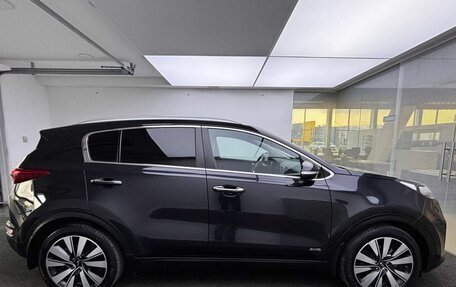 KIA Sportage IV рестайлинг, 2018 год, 1 949 000 рублей, 4 фотография