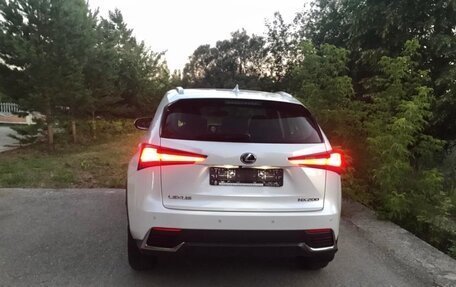 Lexus NX, 2021 год, 3 700 000 рублей, 4 фотография