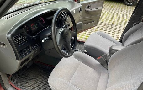 KIA Sportage IV рестайлинг, 2003 год, 235 000 рублей, 14 фотография