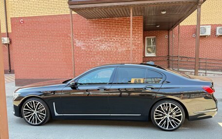 BMW 7 серия, 2019 год, 4 990 000 рублей, 6 фотография