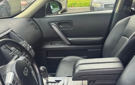 Infiniti FX I, 2004 год, 650 000 рублей, 10 фотография