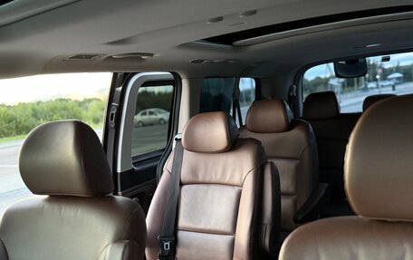 Hyundai Grand Starex Grand Starex I рестайлинг 2, 2019 год, 2 880 000 рублей, 12 фотография
