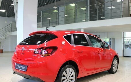 Opel Astra J, 2011 год, 745 000 рублей, 5 фотография