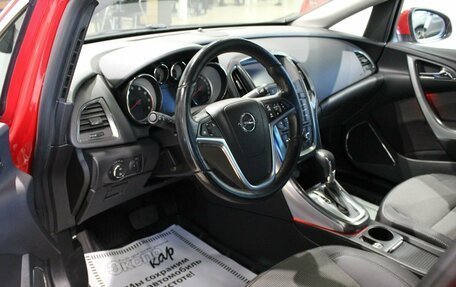 Opel Astra J, 2011 год, 745 000 рублей, 10 фотография