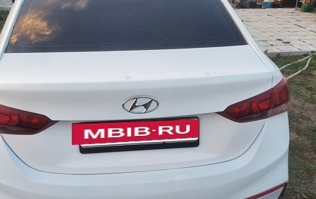 Hyundai Solaris II рестайлинг, 2017 год, 770 000 рублей, 11 фотография
