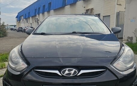 Hyundai Solaris II рестайлинг, 2013 год, 625 000 рублей, 3 фотография