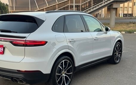 Porsche Cayenne III, 2018 год, 5 370 000 рублей, 4 фотография