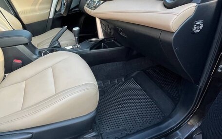 Toyota RAV4, 2014 год, 1 850 000 рублей, 5 фотография