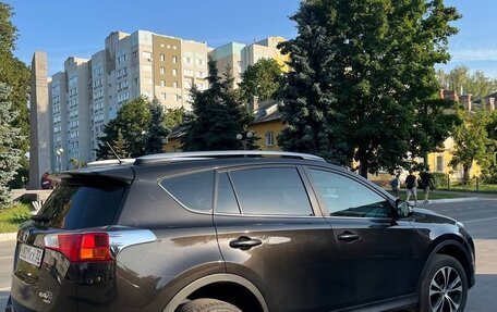 Toyota RAV4, 2014 год, 1 850 000 рублей, 6 фотография