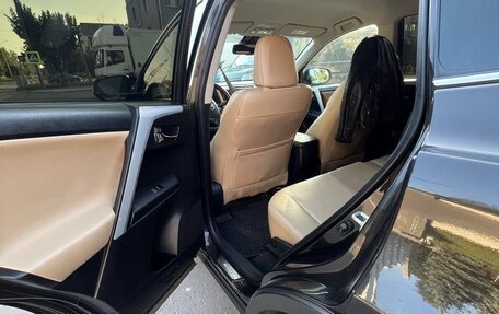 Toyota RAV4, 2014 год, 1 850 000 рублей, 11 фотография