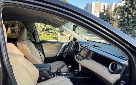 Toyota RAV4, 2014 год, 1 850 000 рублей, 8 фотография
