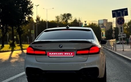 BMW 5 серия, 2020 год, 5 300 000 рублей, 2 фотография