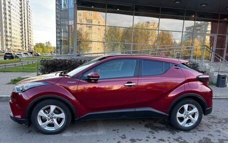 Toyota C-HR I рестайлинг, 2018 год, 2 149 000 рублей, 3 фотография