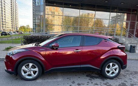 Toyota C-HR I рестайлинг, 2018 год, 2 149 000 рублей, 2 фотография