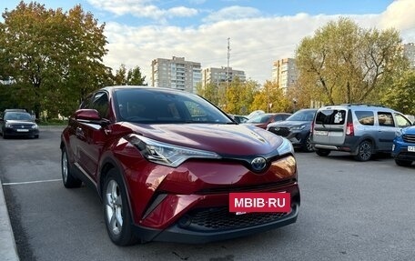 Toyota C-HR I рестайлинг, 2018 год, 2 149 000 рублей, 5 фотография