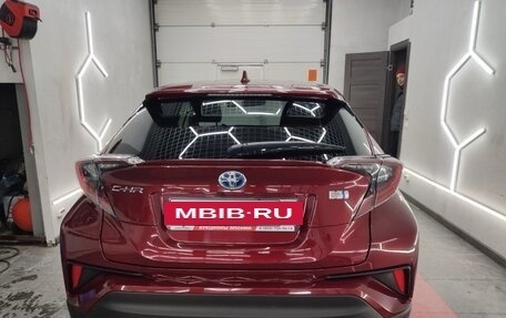 Toyota C-HR I рестайлинг, 2018 год, 2 149 000 рублей, 19 фотография