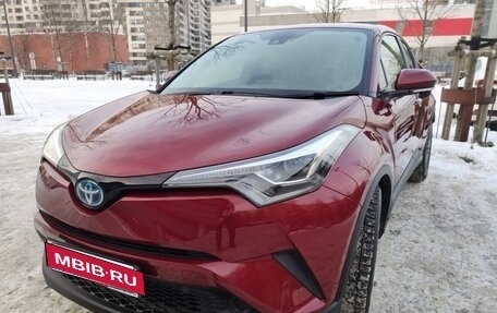Toyota C-HR I рестайлинг, 2018 год, 2 149 000 рублей, 23 фотография