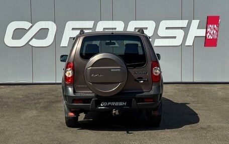 Chevrolet Niva I рестайлинг, 2018 год, 859 000 рублей, 4 фотография
