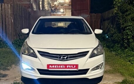 Hyundai Solaris II рестайлинг, 2015 год, 510 000 рублей, 4 фотография