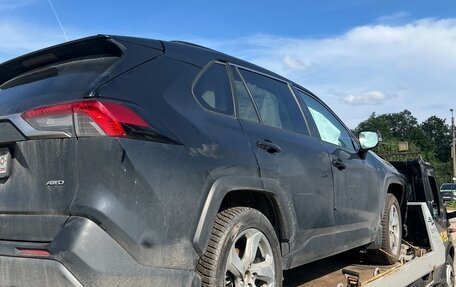 Toyota RAV4, 2020 год, 2 400 000 рублей, 22 фотография