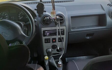 Renault Logan I, 2006 год, 350 000 рублей, 2 фотография