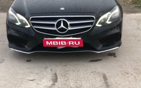 Mercedes-Benz E-Класс, 2014 год, 1 900 000 рублей, 3 фотография