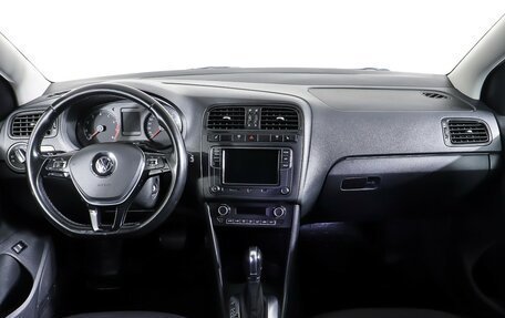 Volkswagen Polo VI (EU Market), 2015 год, 970 000 рублей, 13 фотография