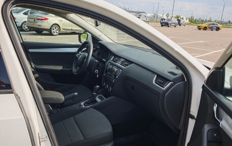 Skoda Octavia, 2015 год, 1 349 000 рублей, 17 фотография